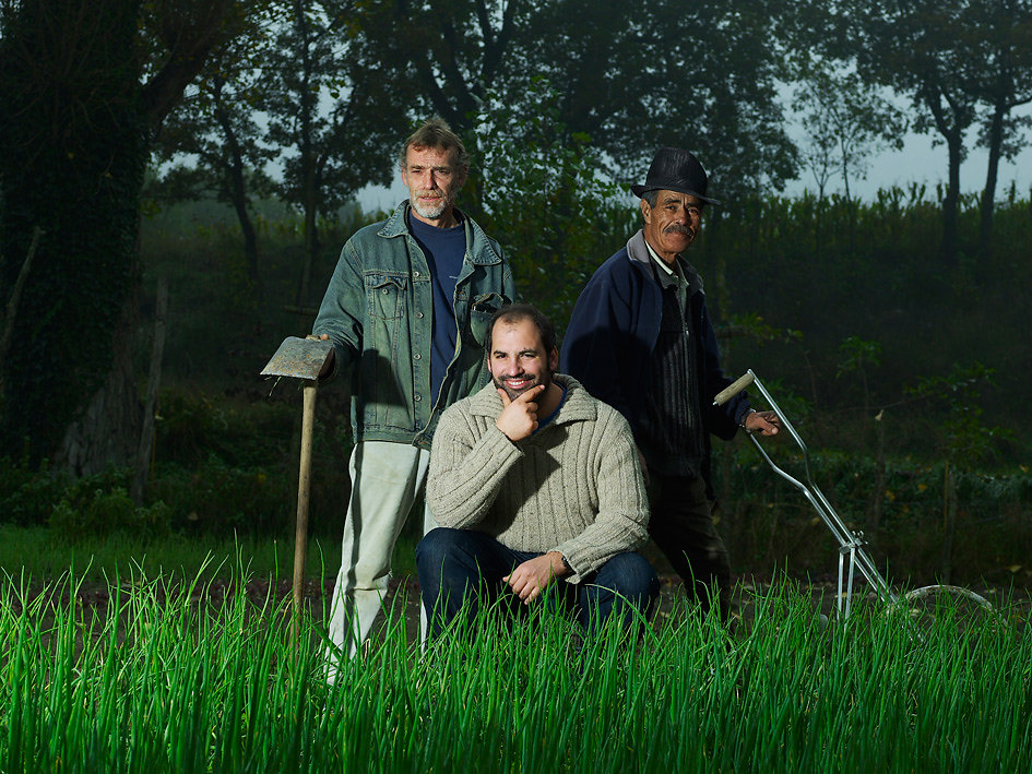 Pau Santamaria and the crew